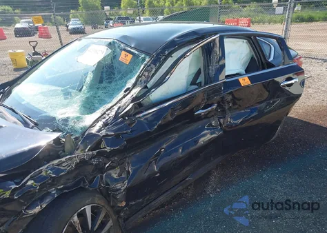 2018 Nissan Altima 2.5 Sl z USA, uszkodzony, nr VIN 1N4AL3AP2JC228435